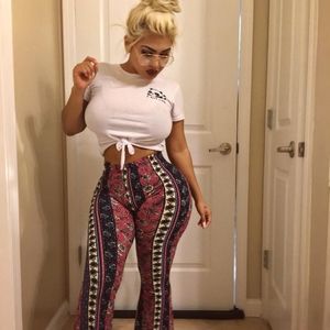 Meet your Posher, Ely